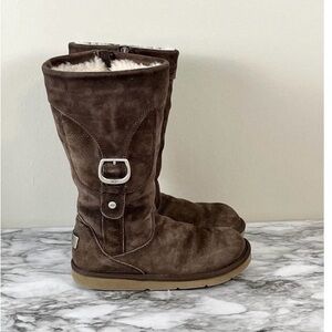 UGG Sheepskin authentic vintage Brown Suede Boots with Buckle